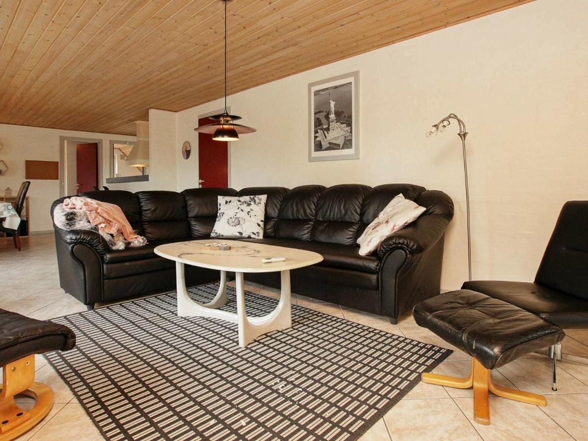 10 Person Holiday Home In Bl Vand 布拉万德 客房 照片
